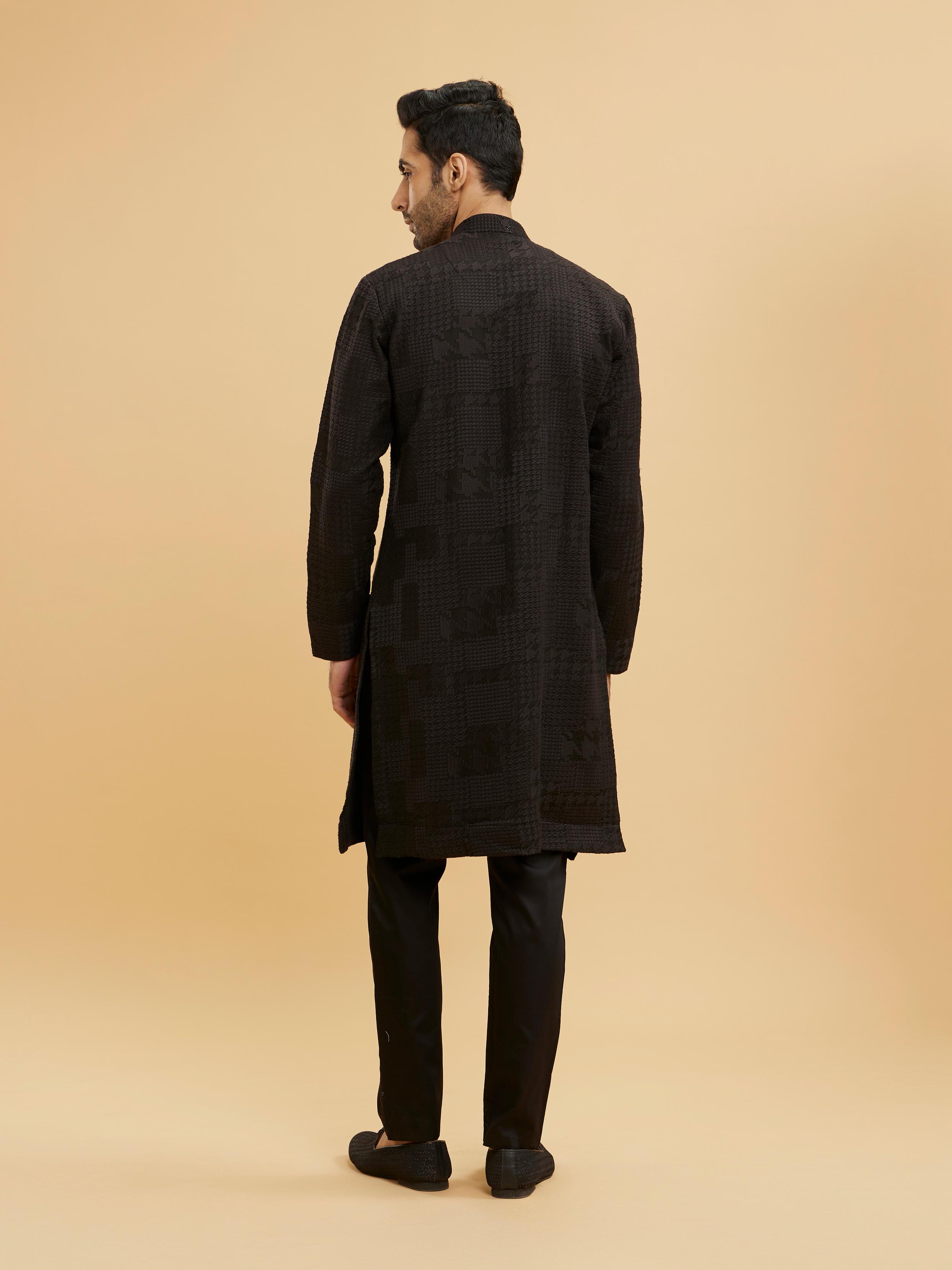 Twamev Men Charcoal Black Self Patterned Kurta Set with Shimmery Highlights