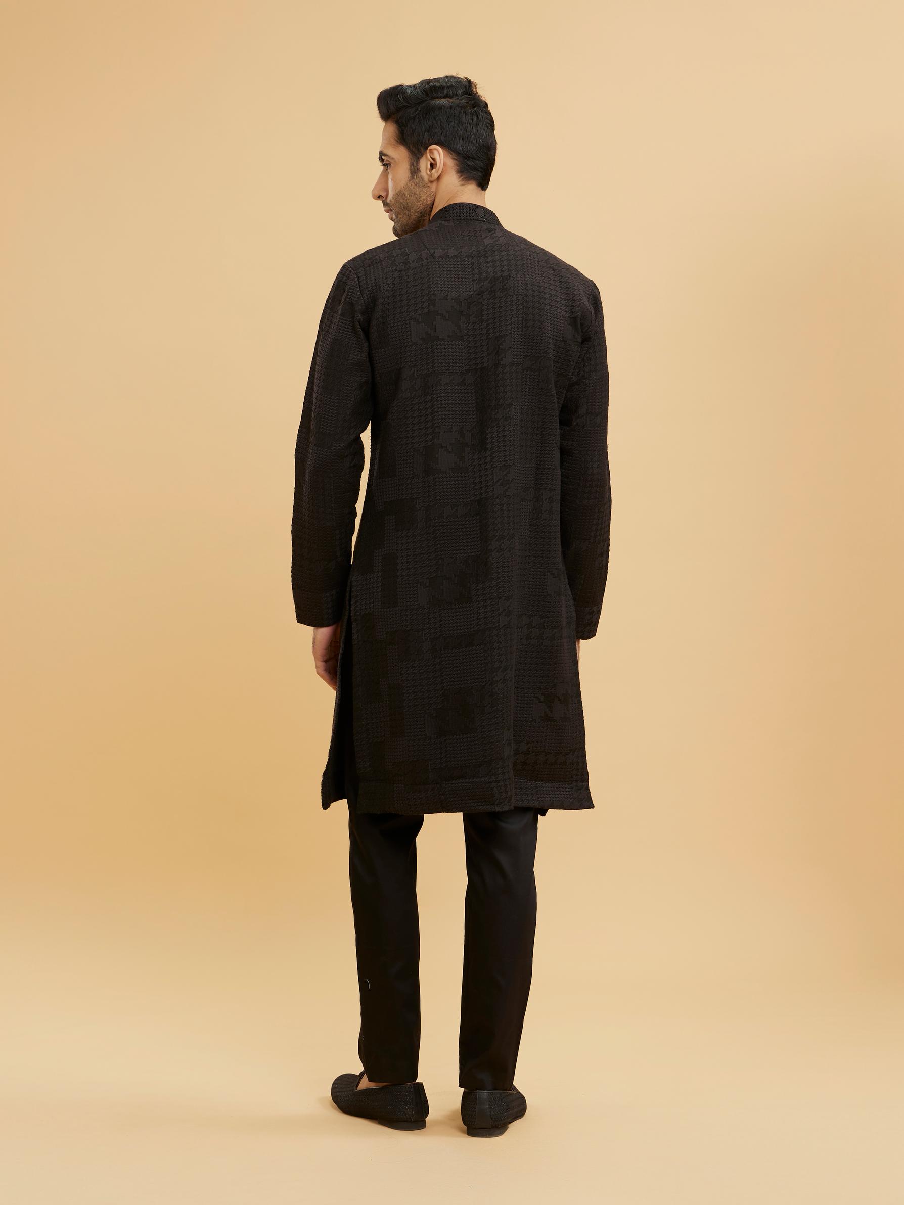 Twamev Men Charcoal Black Self Patterned Kurta Set with Shimmery Highlights