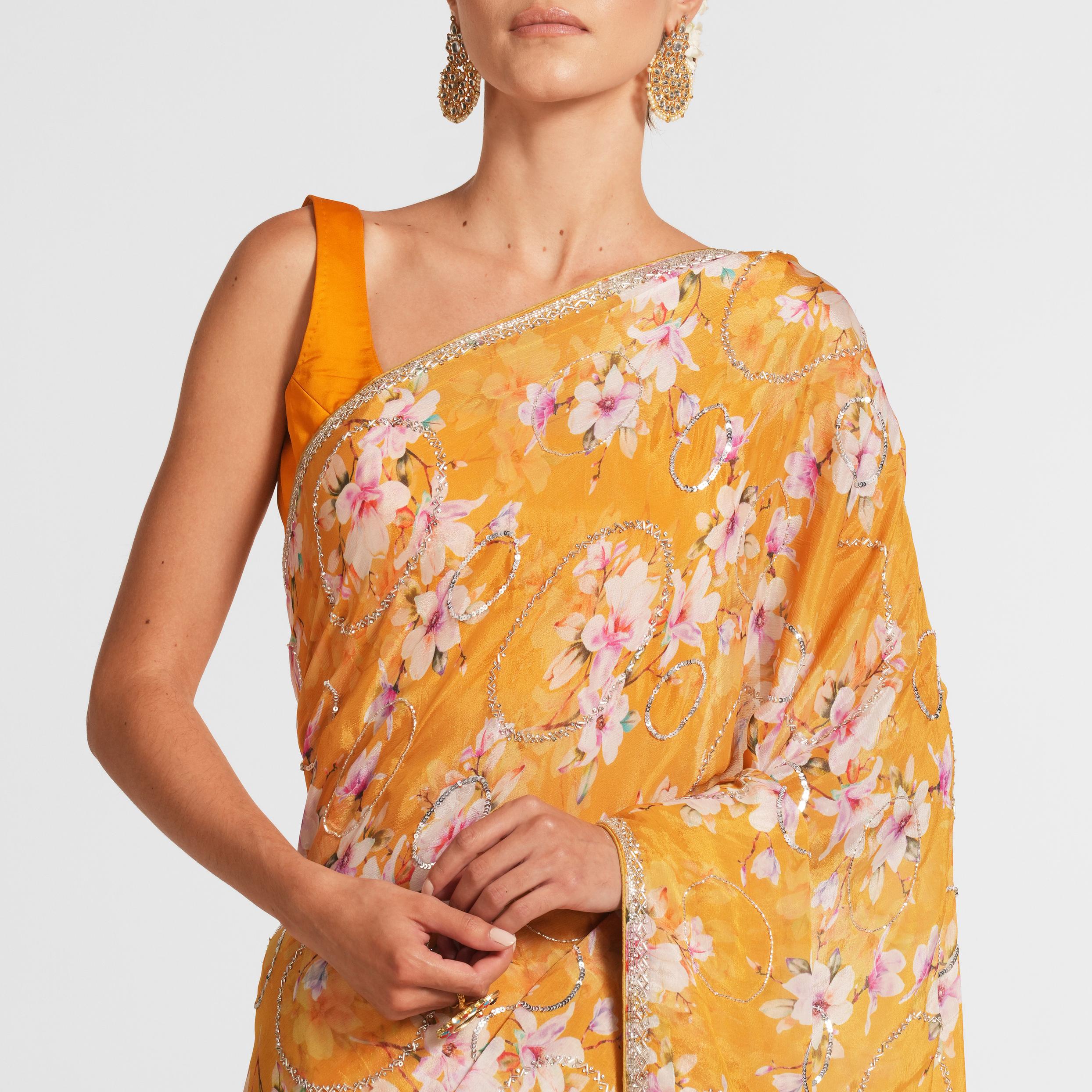 Twamev Women Vivacious Yellow Georgette Saree