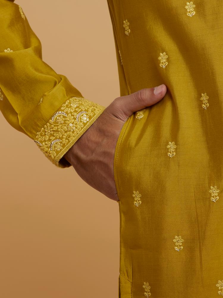 Twamev Men Emerald Elegance Kurta Pajama