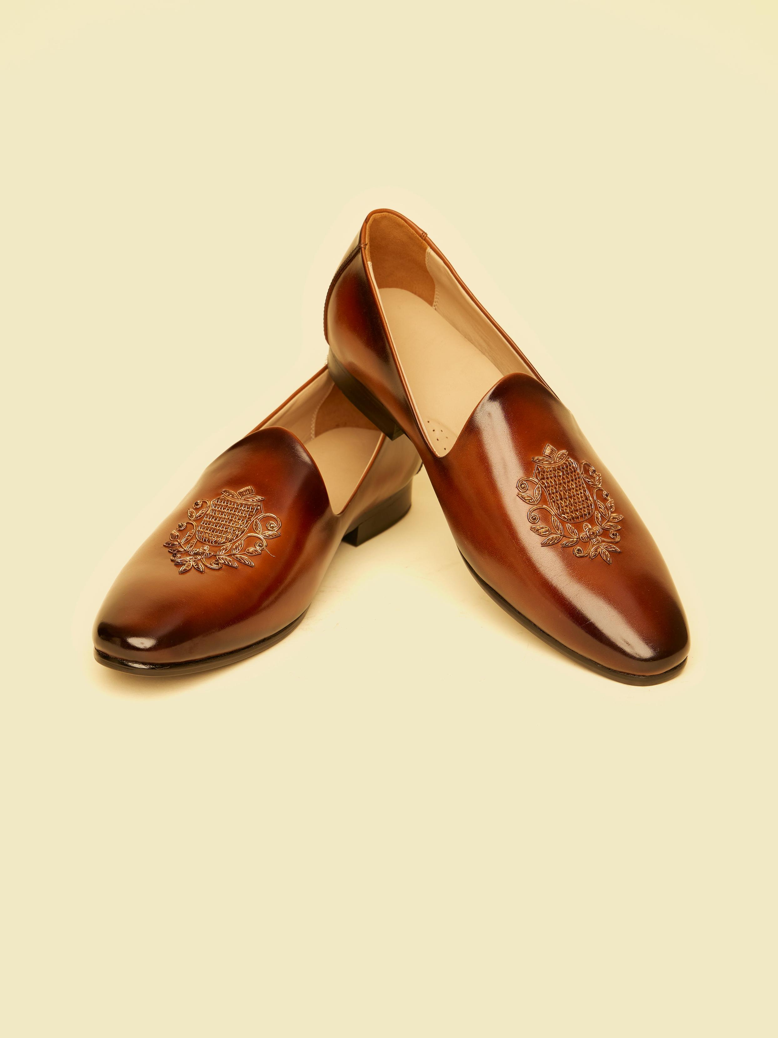 Twamev Men Elegant Brown Jutis for Celebrations
