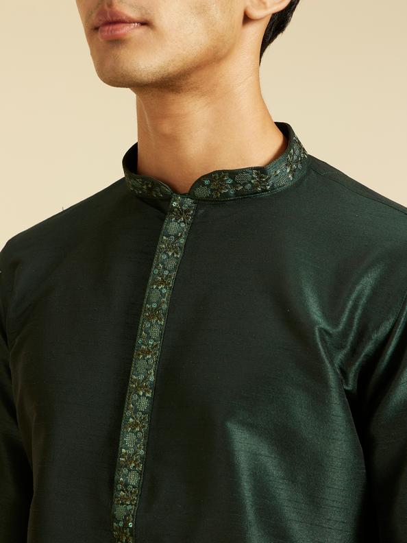 Diwas Men Bottle Green Plain Kurta with Embroidered Neckline