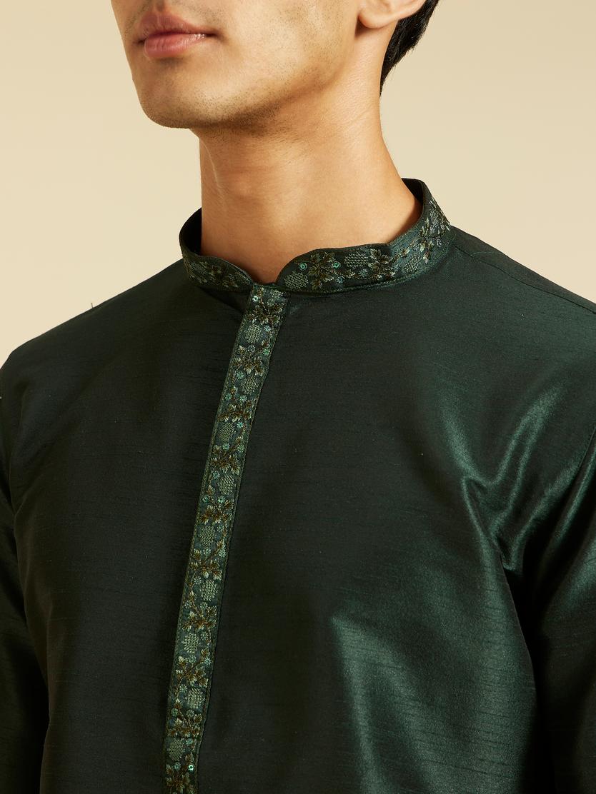 Diwas Men Bottle Green Plain Kurta with Embroidered Neckline