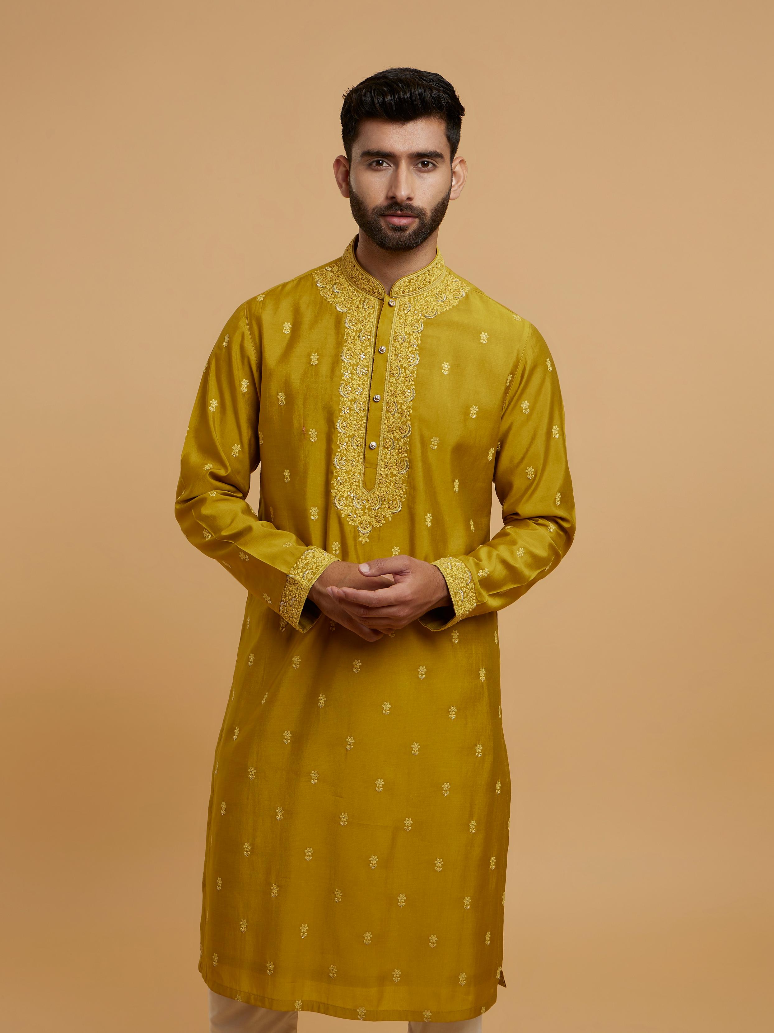 Twamev Men Emerald Elegance Kurta Pajama
