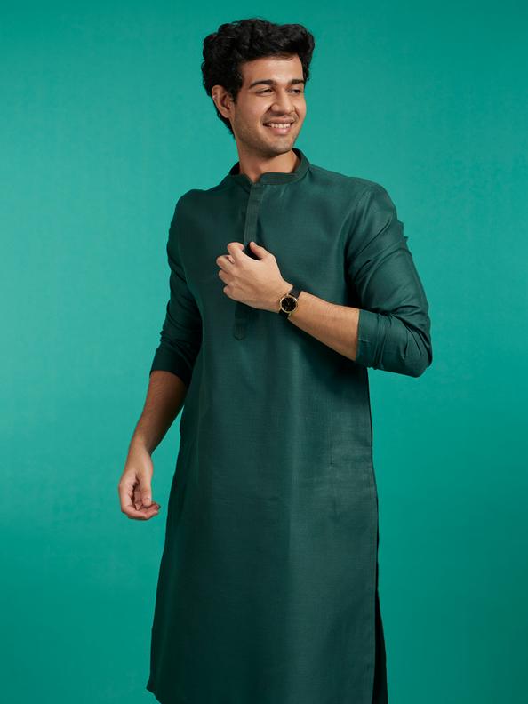 Diwas Men Bottle Green Plain Classic Kurta with Textured Neckline