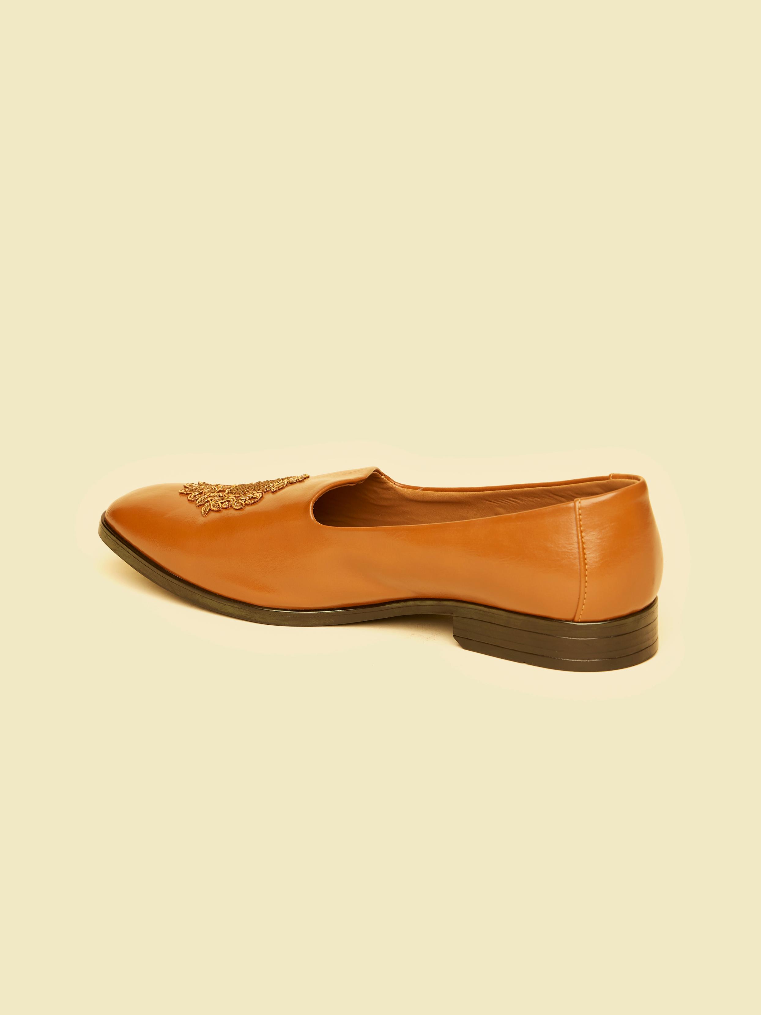 Twamev Men Tan Brown Diamond Patterned Loafer Style Shoes