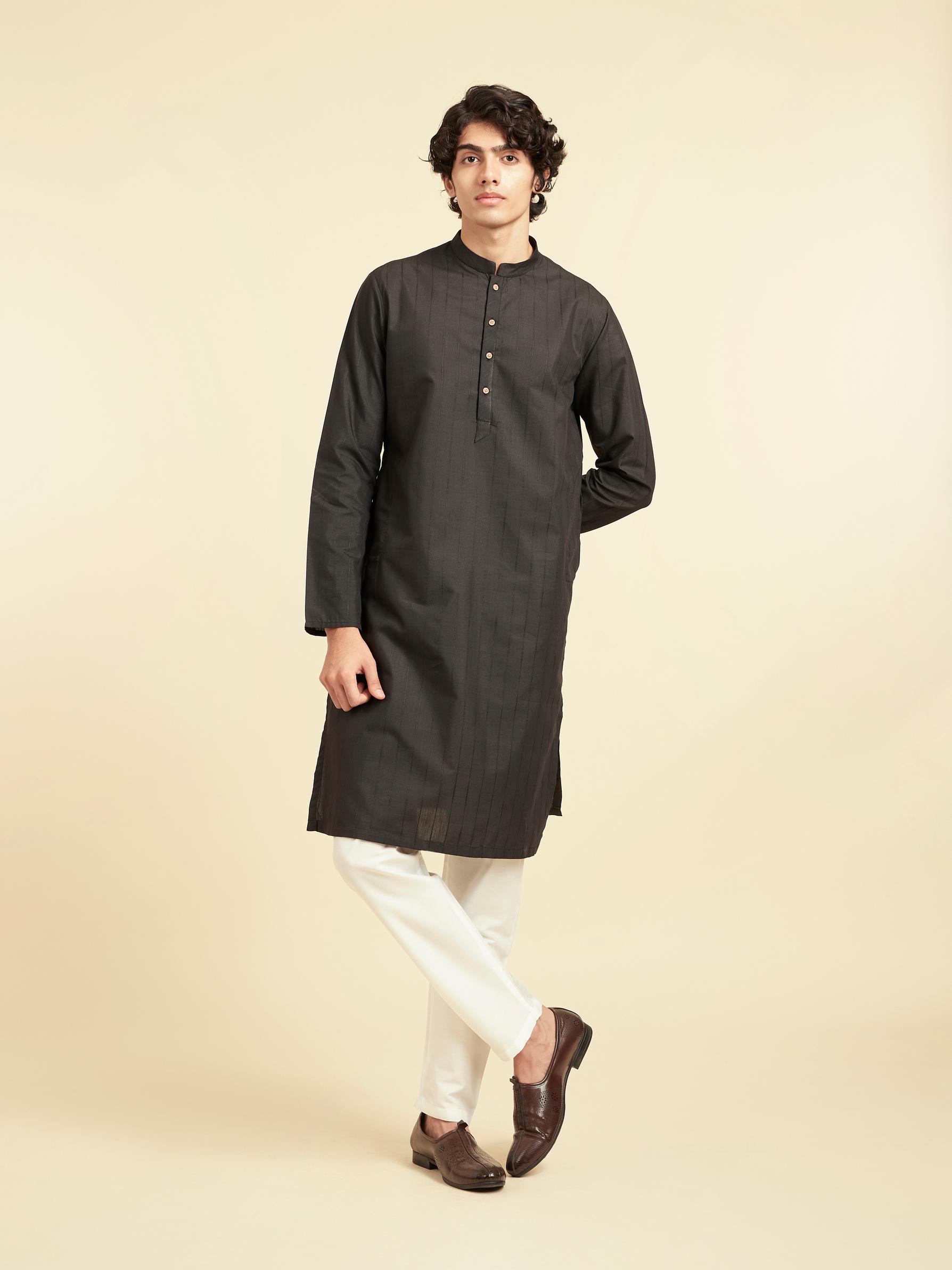 Diwas Men Black Elegance Cotton Kurta