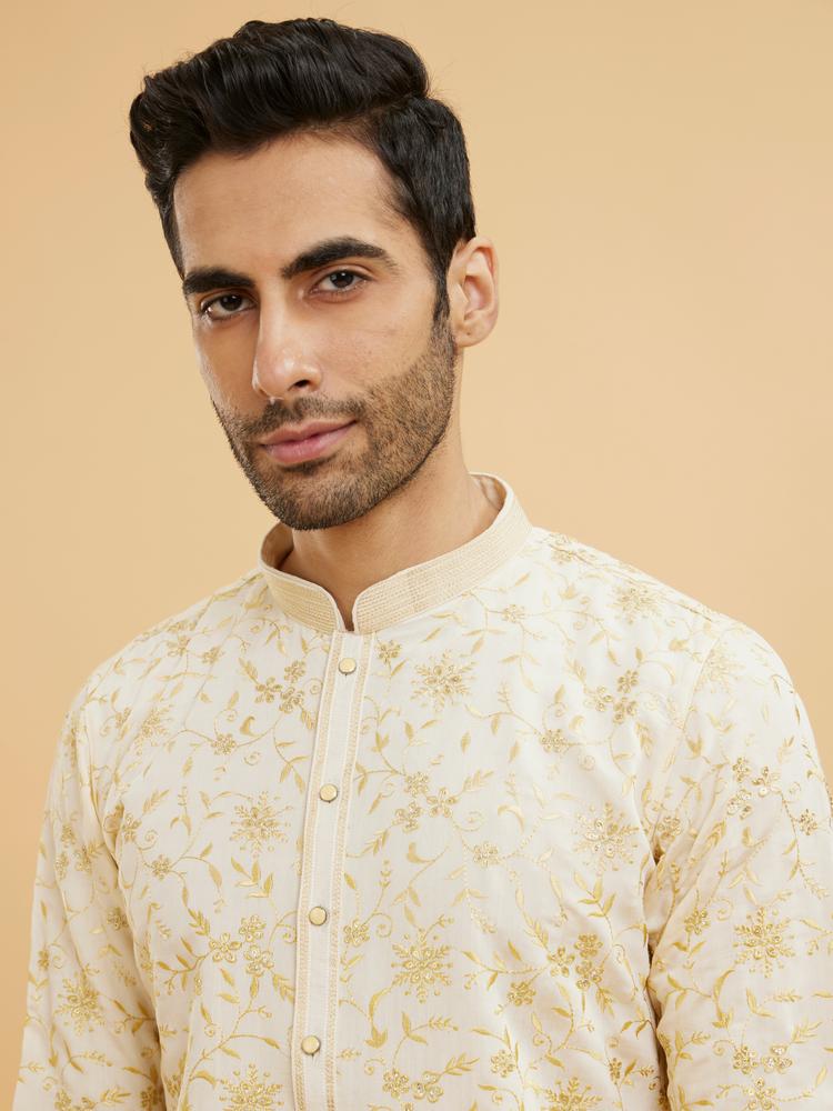 Twamev Men Yellow And Cream Bel Buti Patterned Kurta Set with Rhinestones