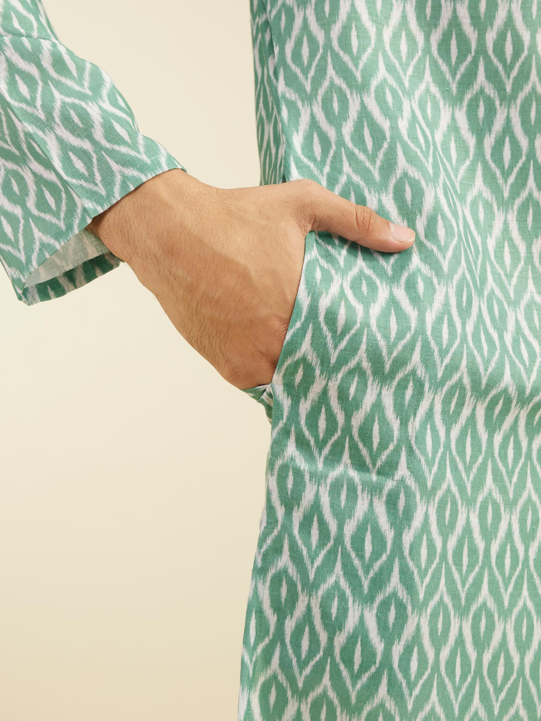 Diwas Men Pistachio Green Ikat Printed Kurta
