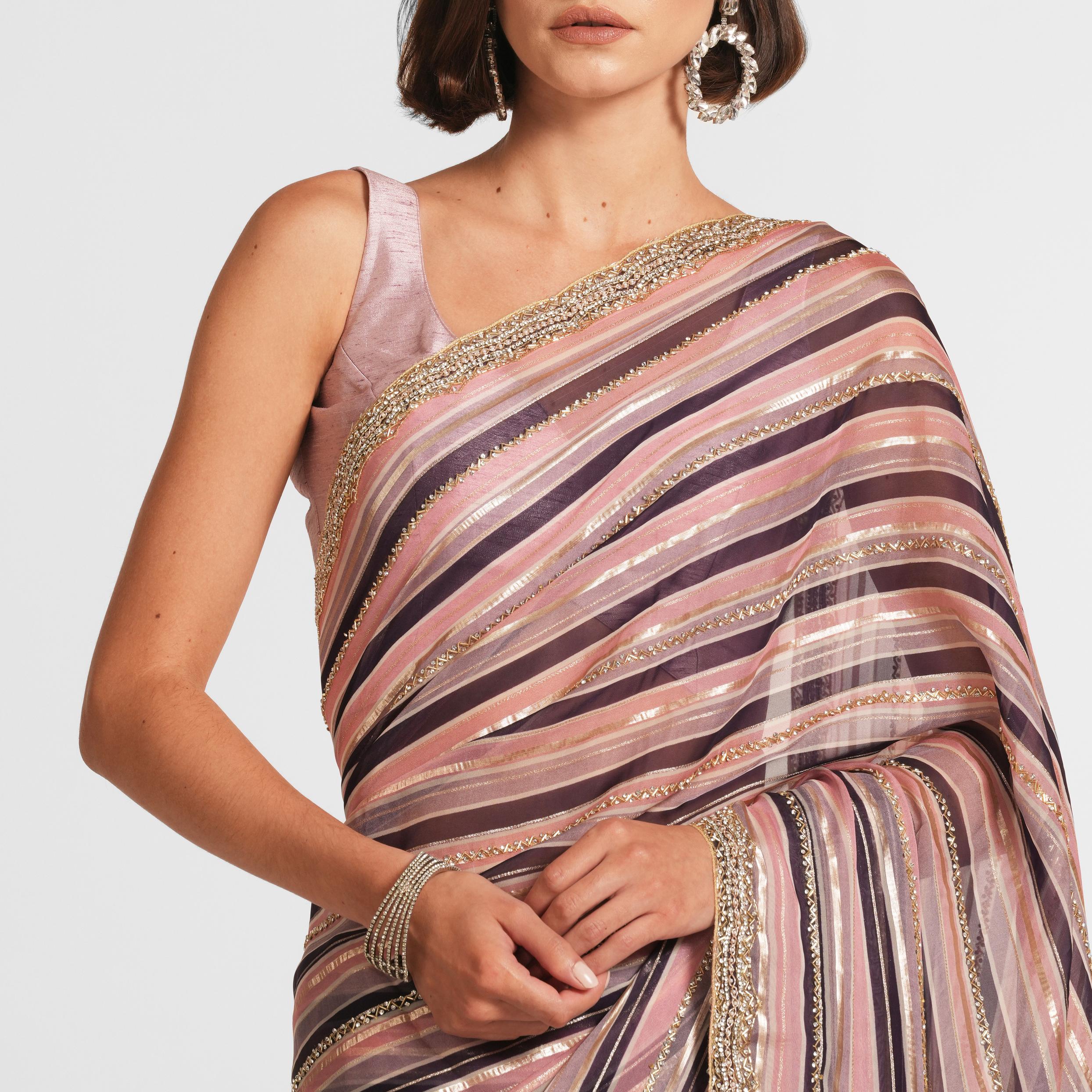 Twamev Women Lavish Purple Organza Saree