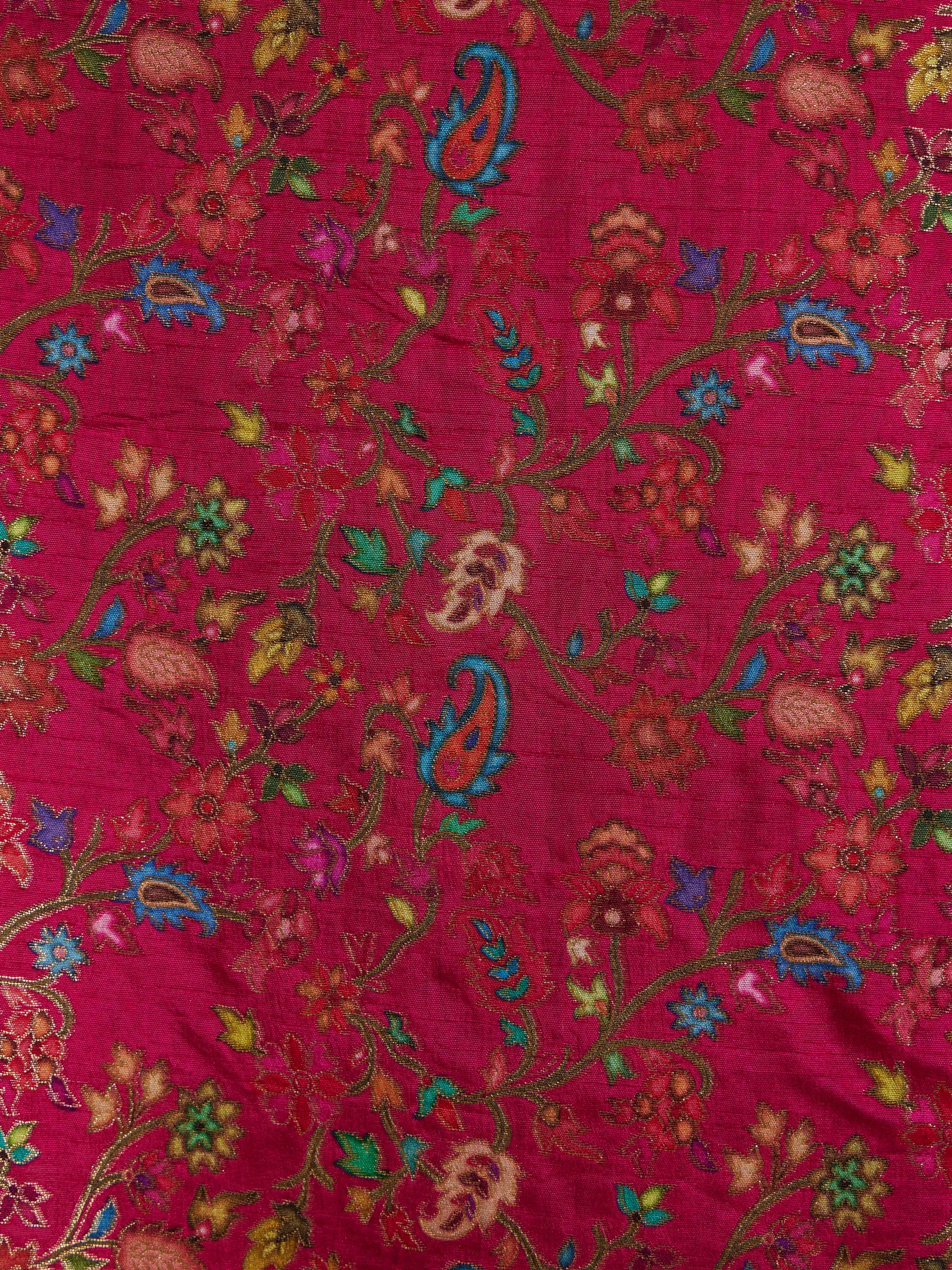Twamev Women Radiant Pink Silk Elegance Saree