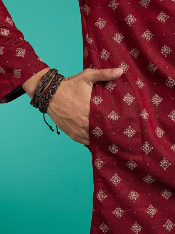 Diwas Men Maroon Red Buta Printed Kurta
