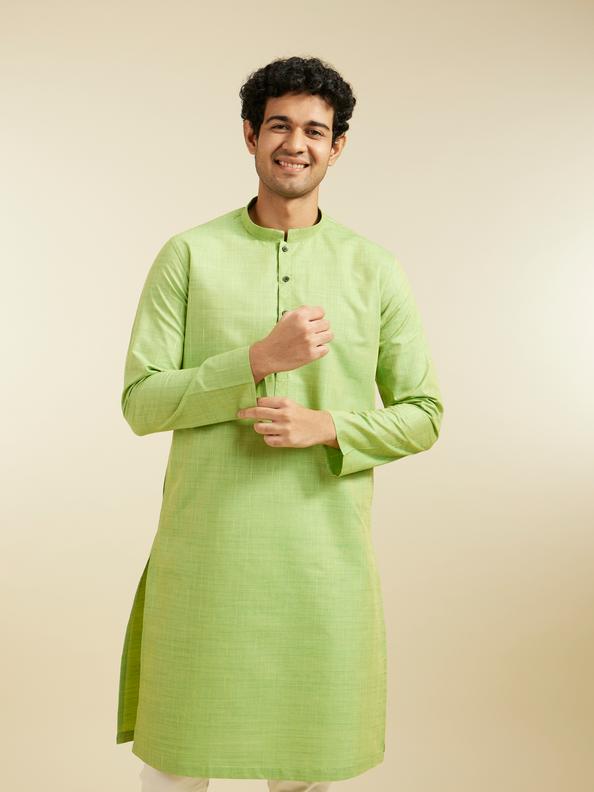 Diwas Men Soft Green Linear Self Striped Kurta