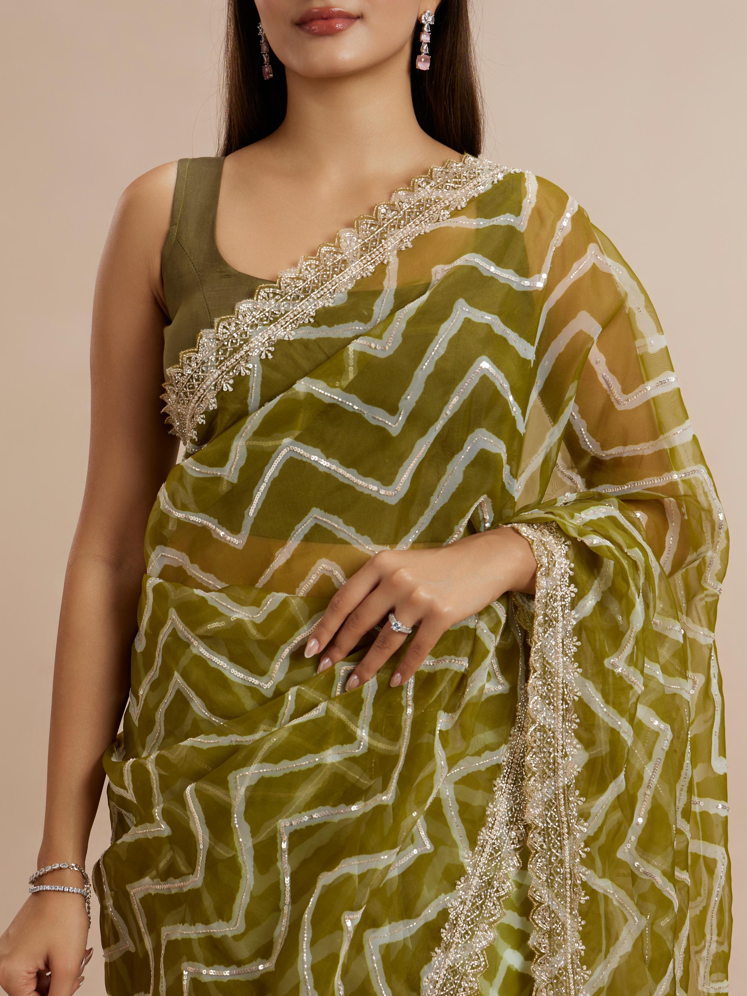Twamev Women Emerald Organza Charm Saree