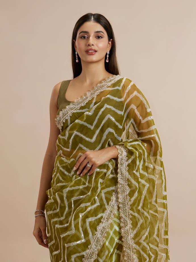 Twamev Women Emerald Organza Charm Saree