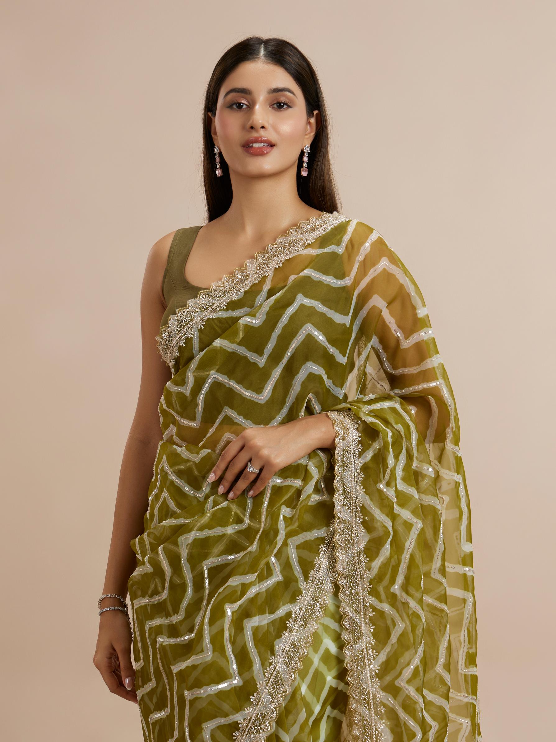 Twamev Women Emerald Organza Charm Saree