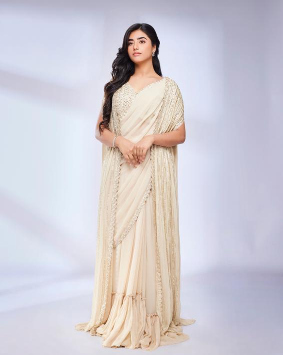 Twamev Women Dark Cream Scallop Bordered Draped Saree with Cape