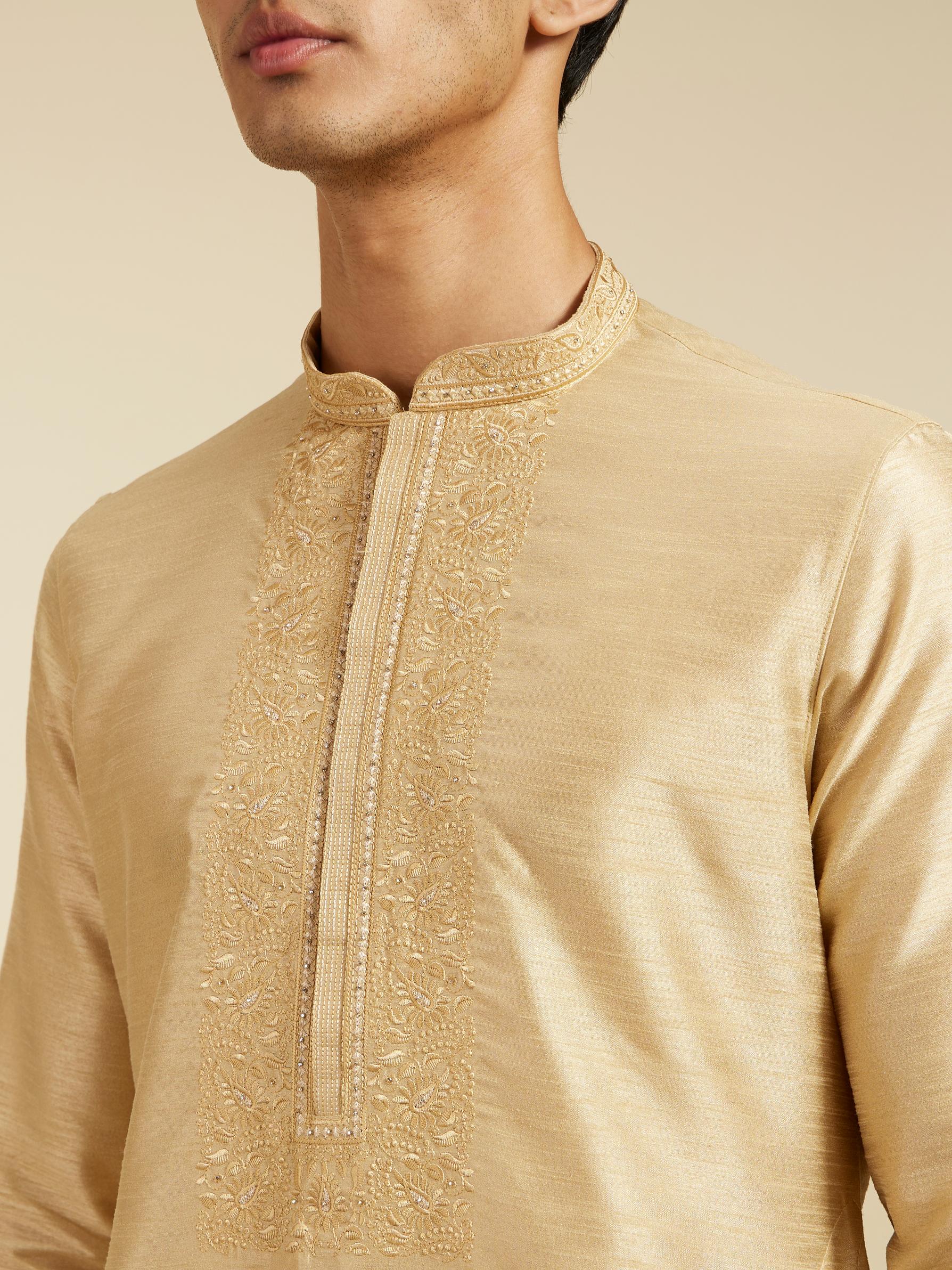 Diwas Men Cream Beige Kurta With Embroidered Neckline