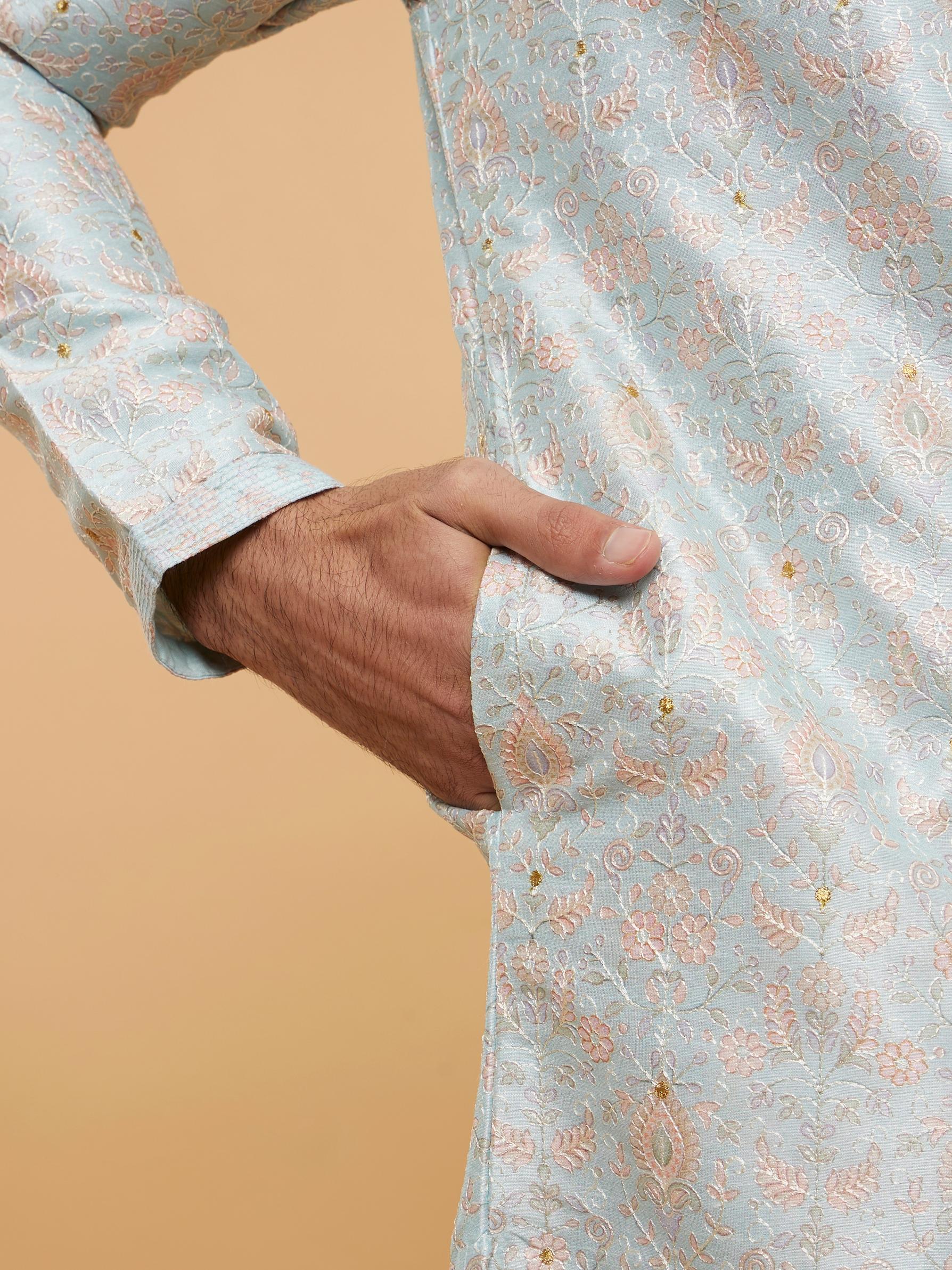 Twamev Men Light Blue Sheen Kurta Pajama