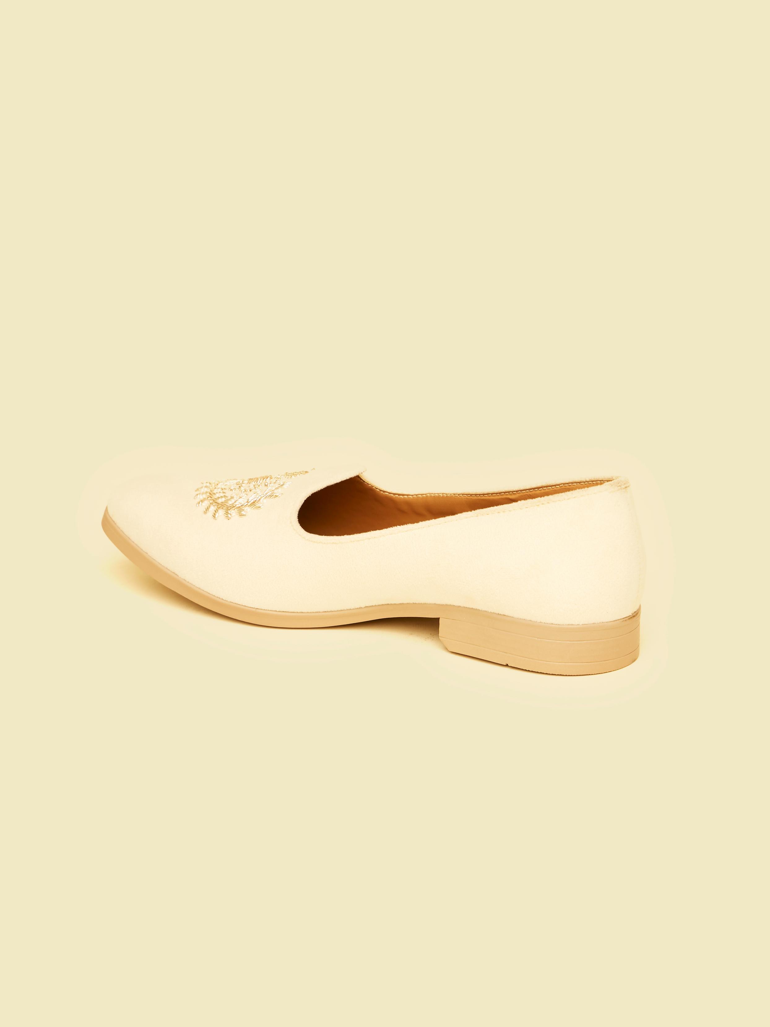Twamev Men Cream Velvet Splendor Juti