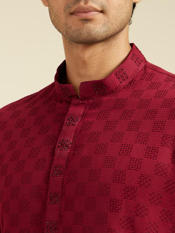 Diwas Men Maroon Red Grid Patterned Kurta with Embroidered Placket