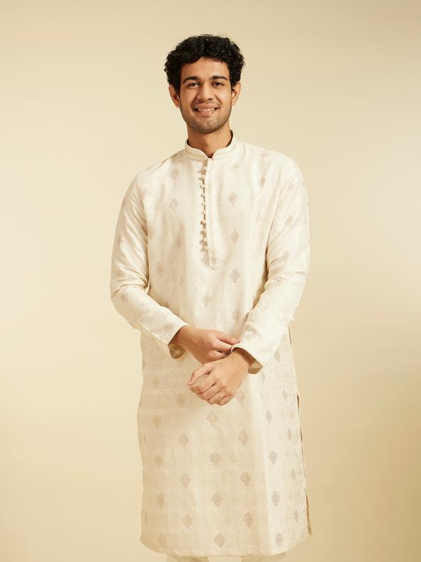 Diwas Men Cream White Diamond Patterned Kurta with Potli Buttons