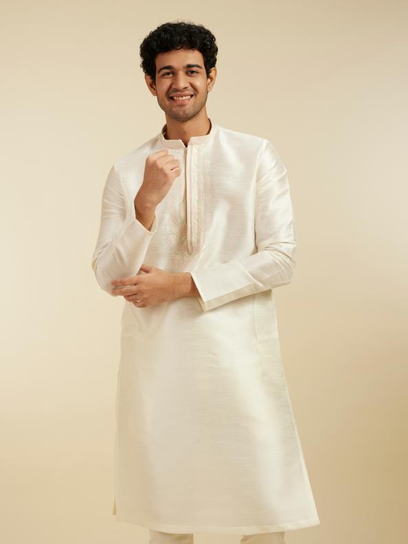 Diwas Men Warm White Plain Kurta With Embroidered Neckline