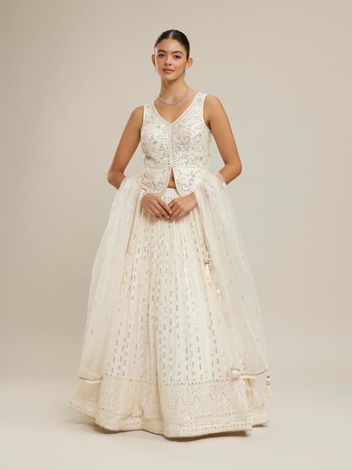 Twamev Women Dazzling Cream Lehenga