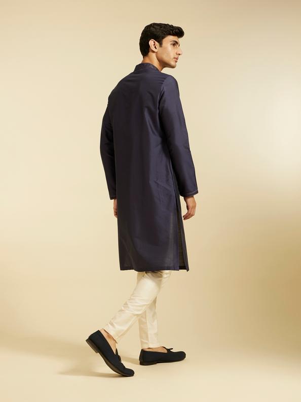 Diwas Men Navy Blue Plain Kurta with Embroidered Placket