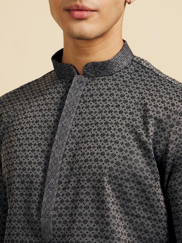 Diwas Men Battleship Grey Kurta with Circular Buta Motifs