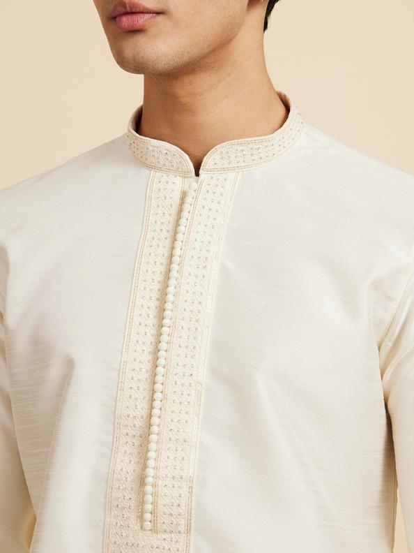 Diwas Men Cream White Plain Kurta with Rhinestone Embellished Neckline