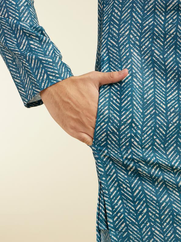 Diwas Men Teal Green Chevron Printed Kurta