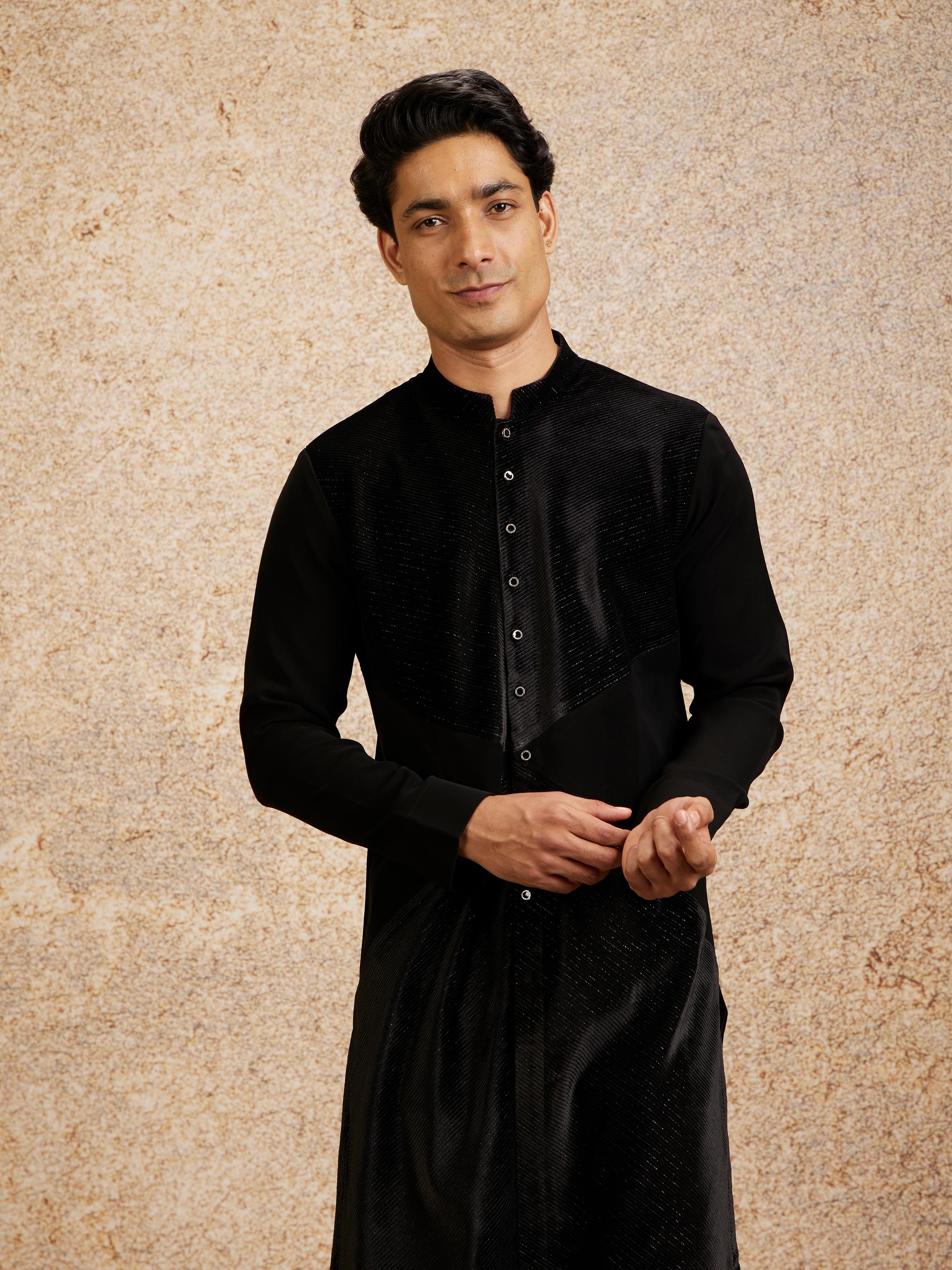 Twamev Men Zari Embellished Black Kurta Pajama