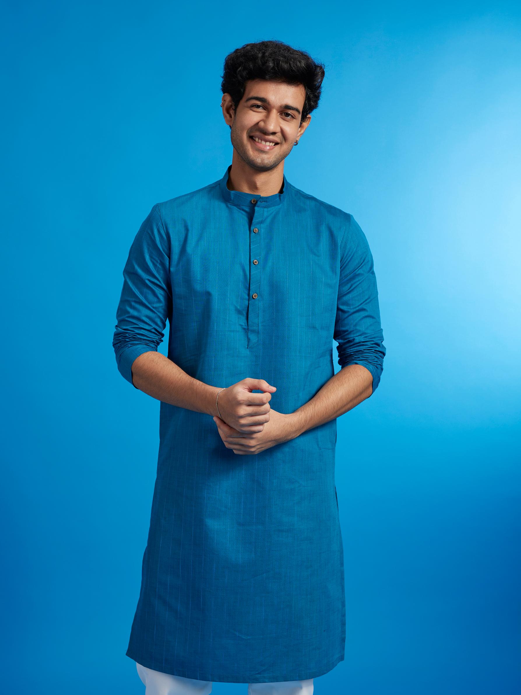 Diwas Men Teal Blue Linear Self Striped Kurta