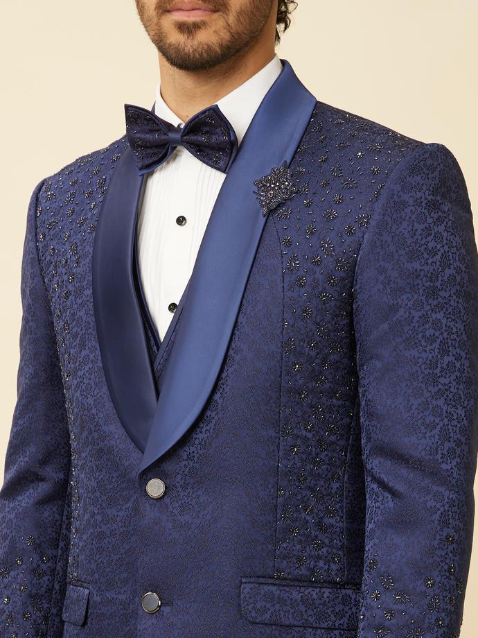 Twamev Men Royal Blue Suit Set