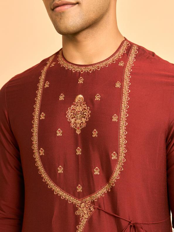 Diwas Men Dazzling Maroon Kurta