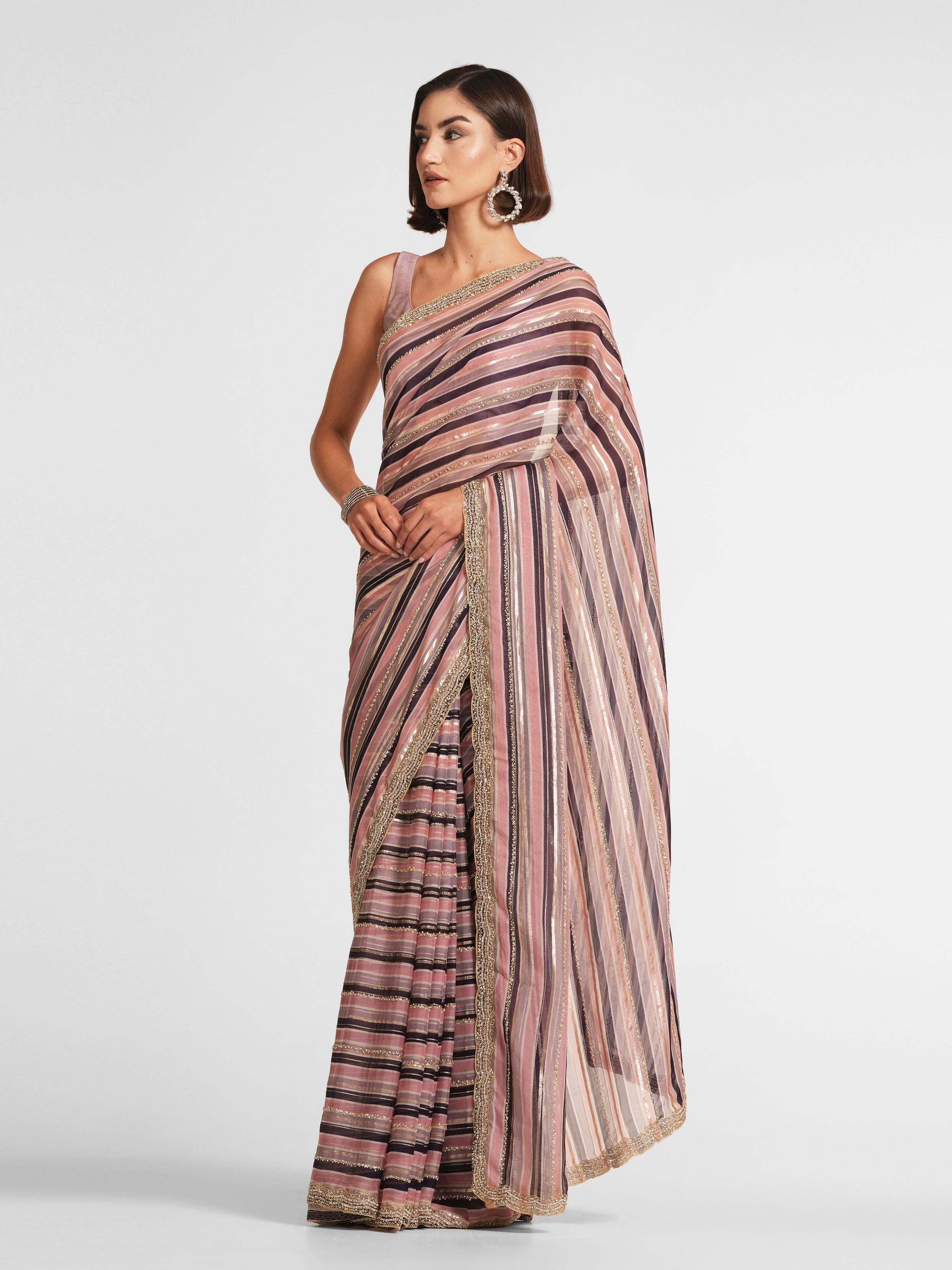 Twamev Women Lavish Purple Organza Saree