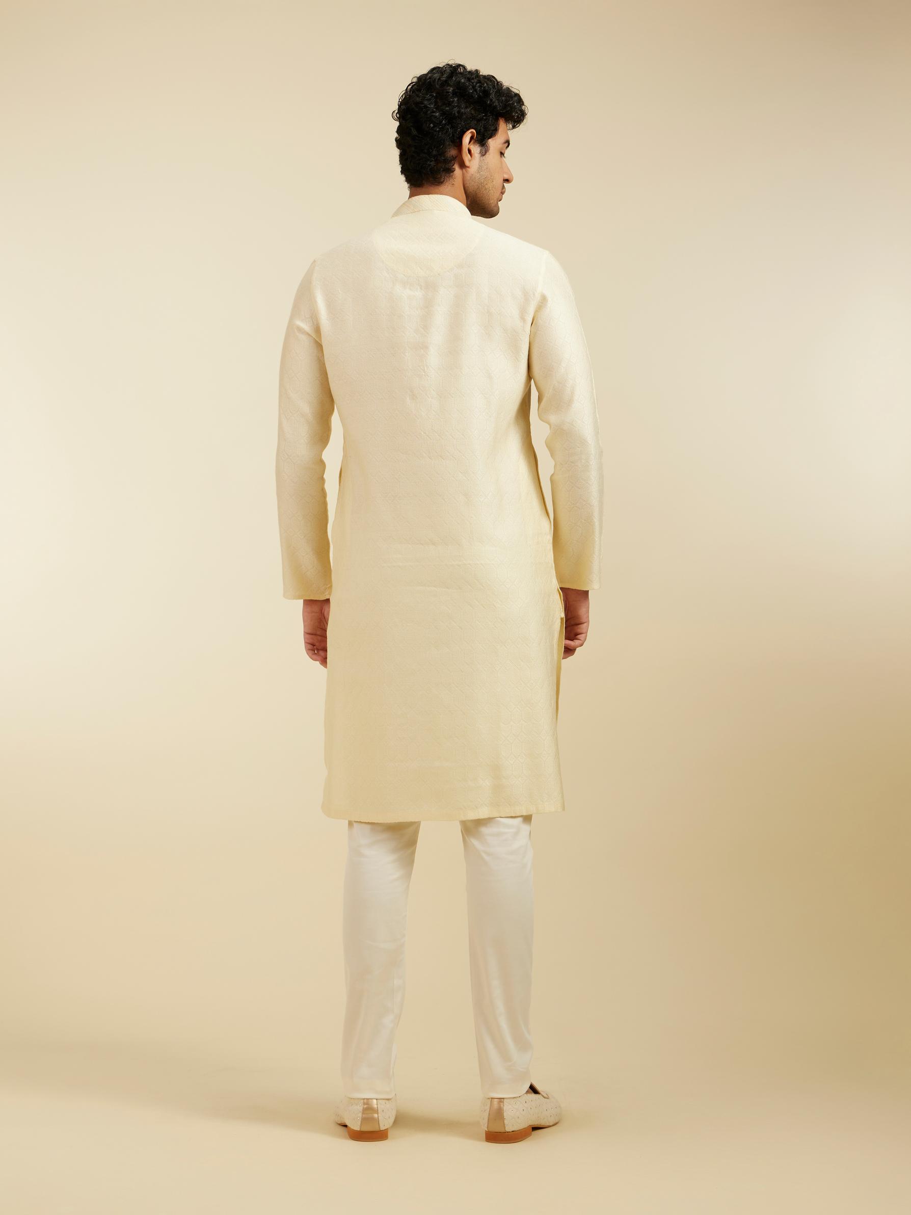 Diwas Men Cream White Honeycomb Patterned Kurta