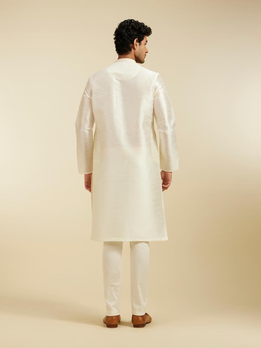Diwas Men Warm White Plain Kurta With Embroidered Neckline
