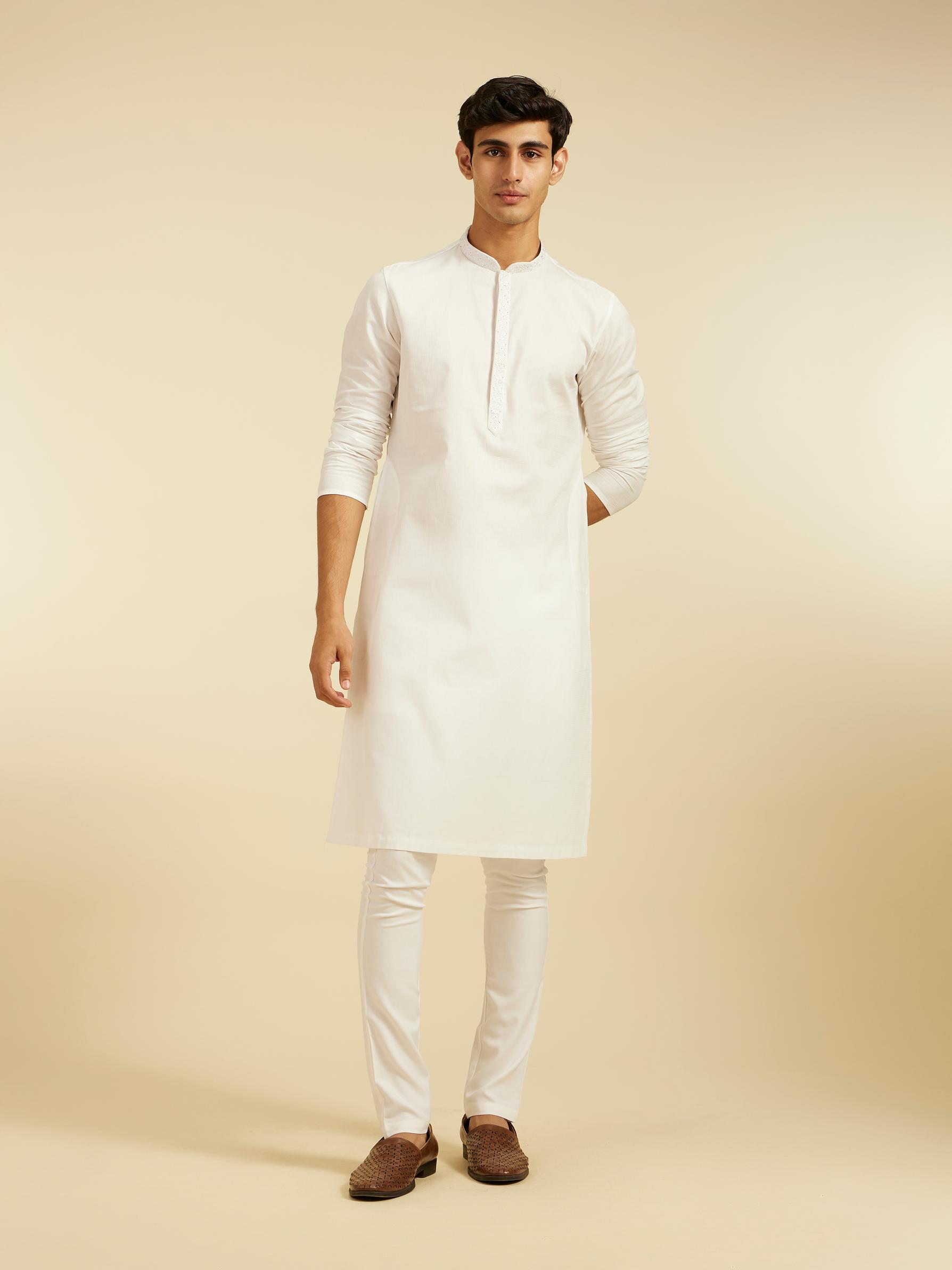 Diwas Men Ice White Plain Classic Kurta with Embroidered Placket