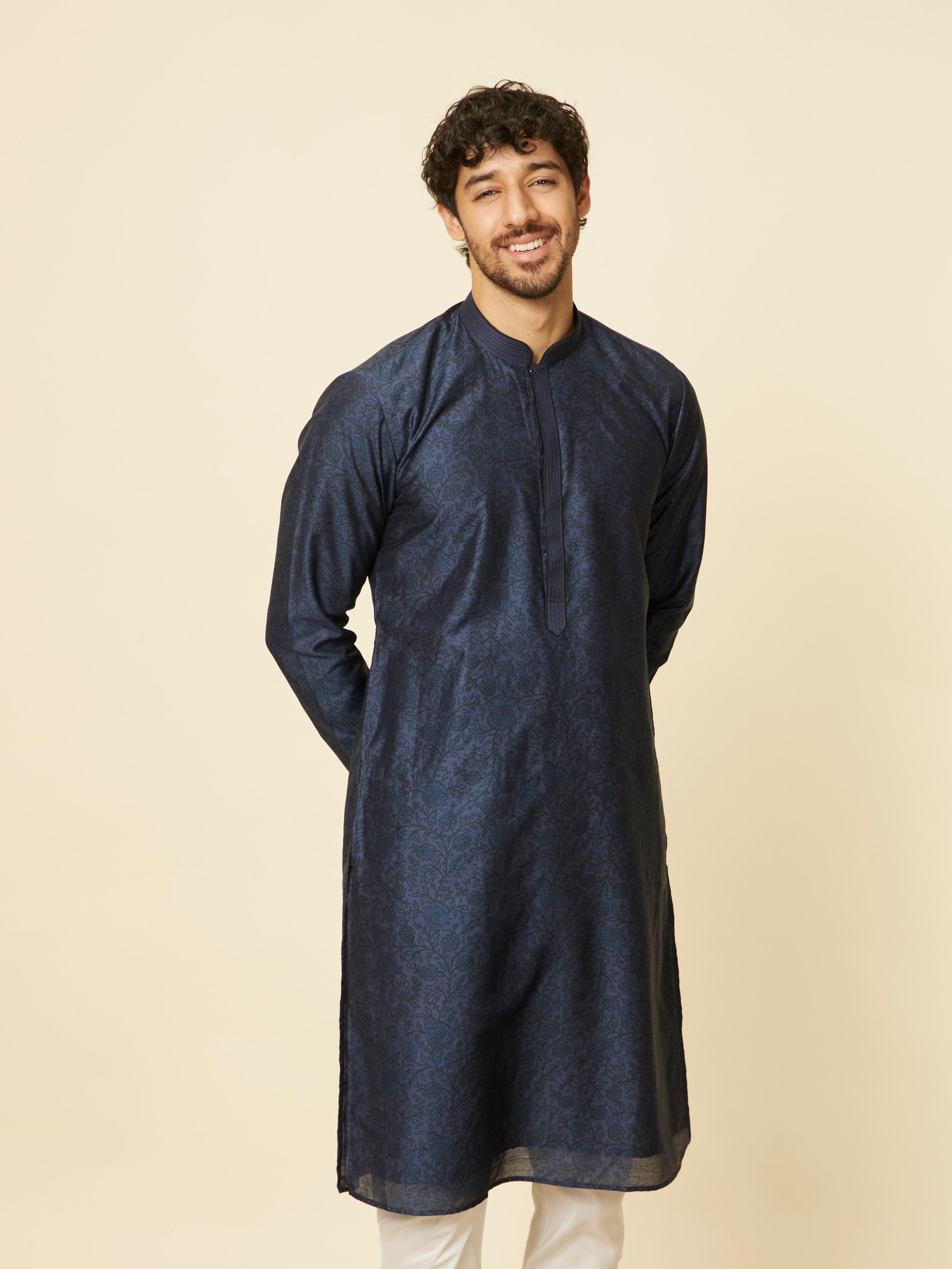 Twamev Men Indigo Blue Bel Buti Patterned Kurta Set