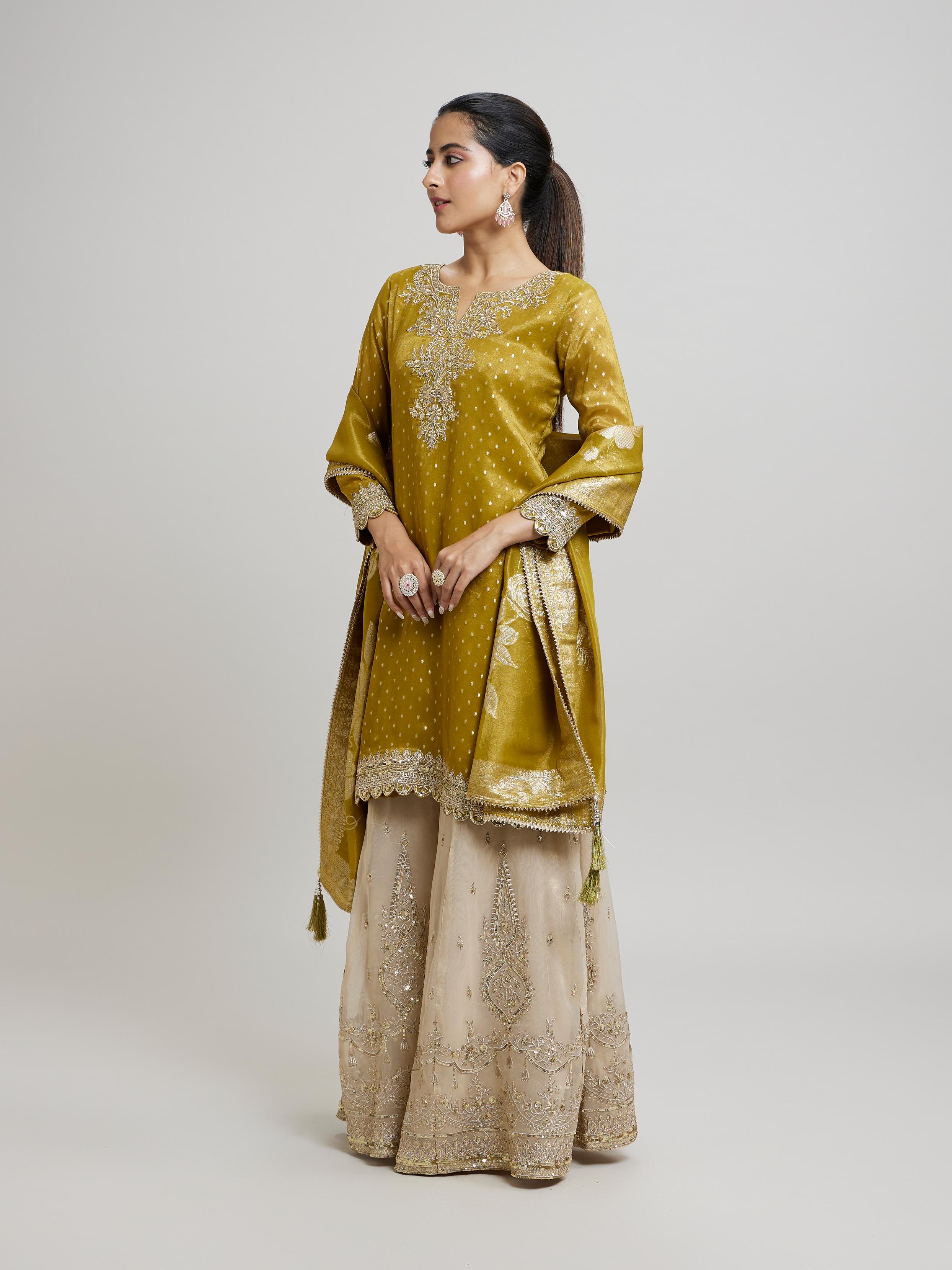 Twamev Women Enchanted Emerald Green Stitched Suit