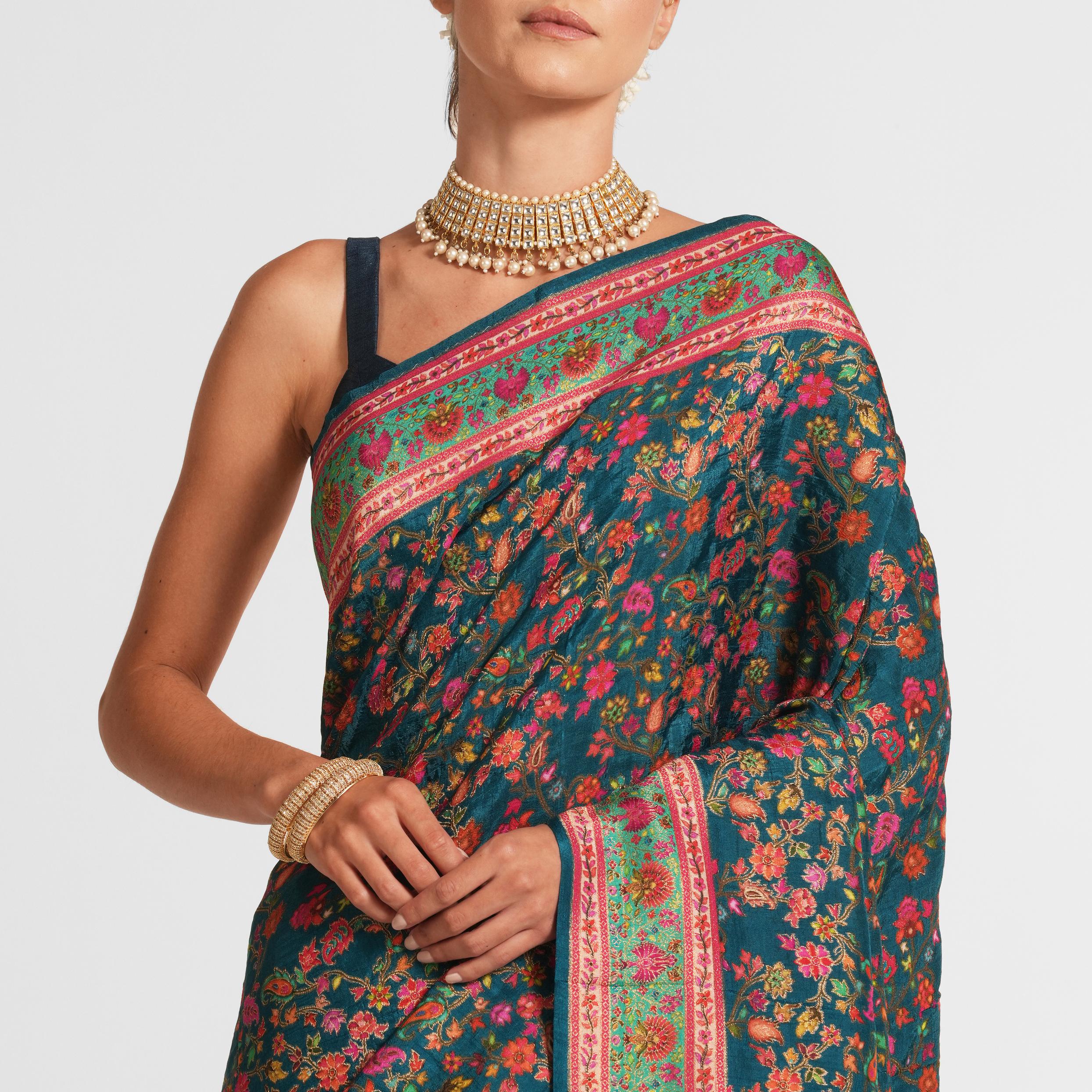 Twamev Women Radiant Teal Blue Saree
