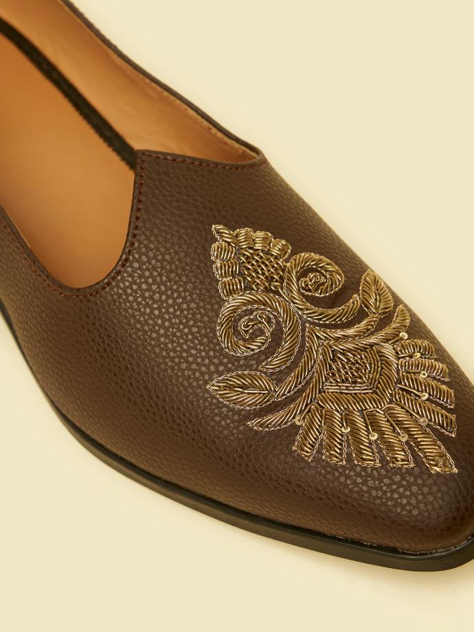 Twamev Men Regal Brown Jooti