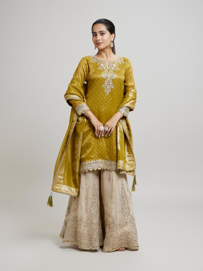 Twamev Women Enchanted Emerald Green Stitched Suit