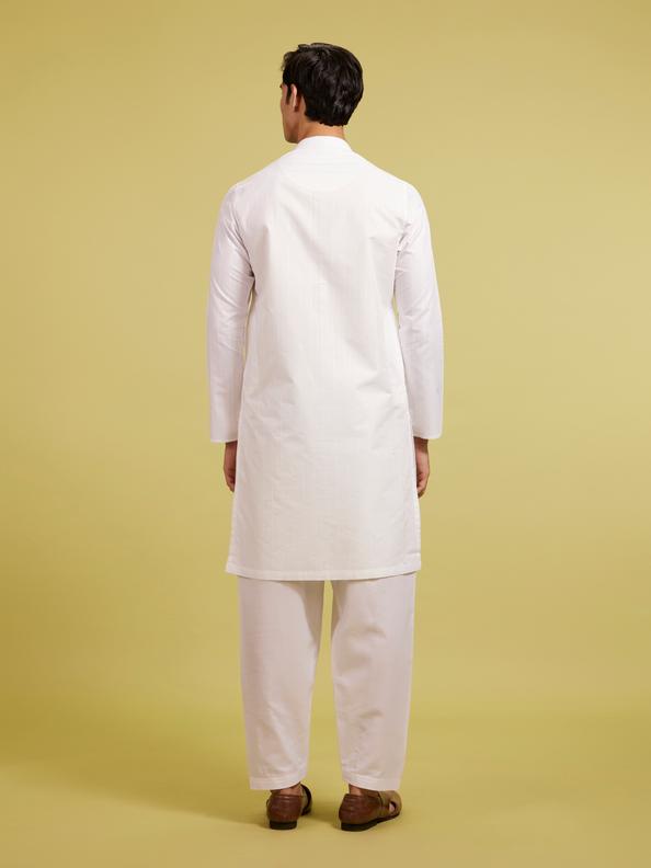 Diwas Men Ice White Linear Self Striped Kurta