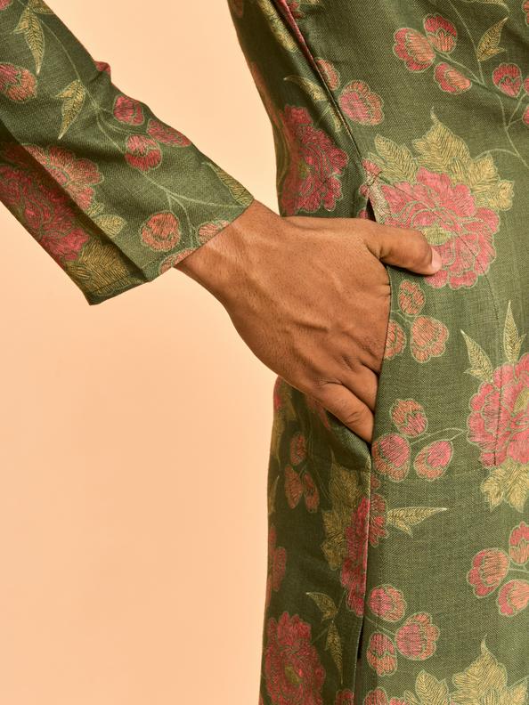 Diwas Men Dashing Dark Green Kurta