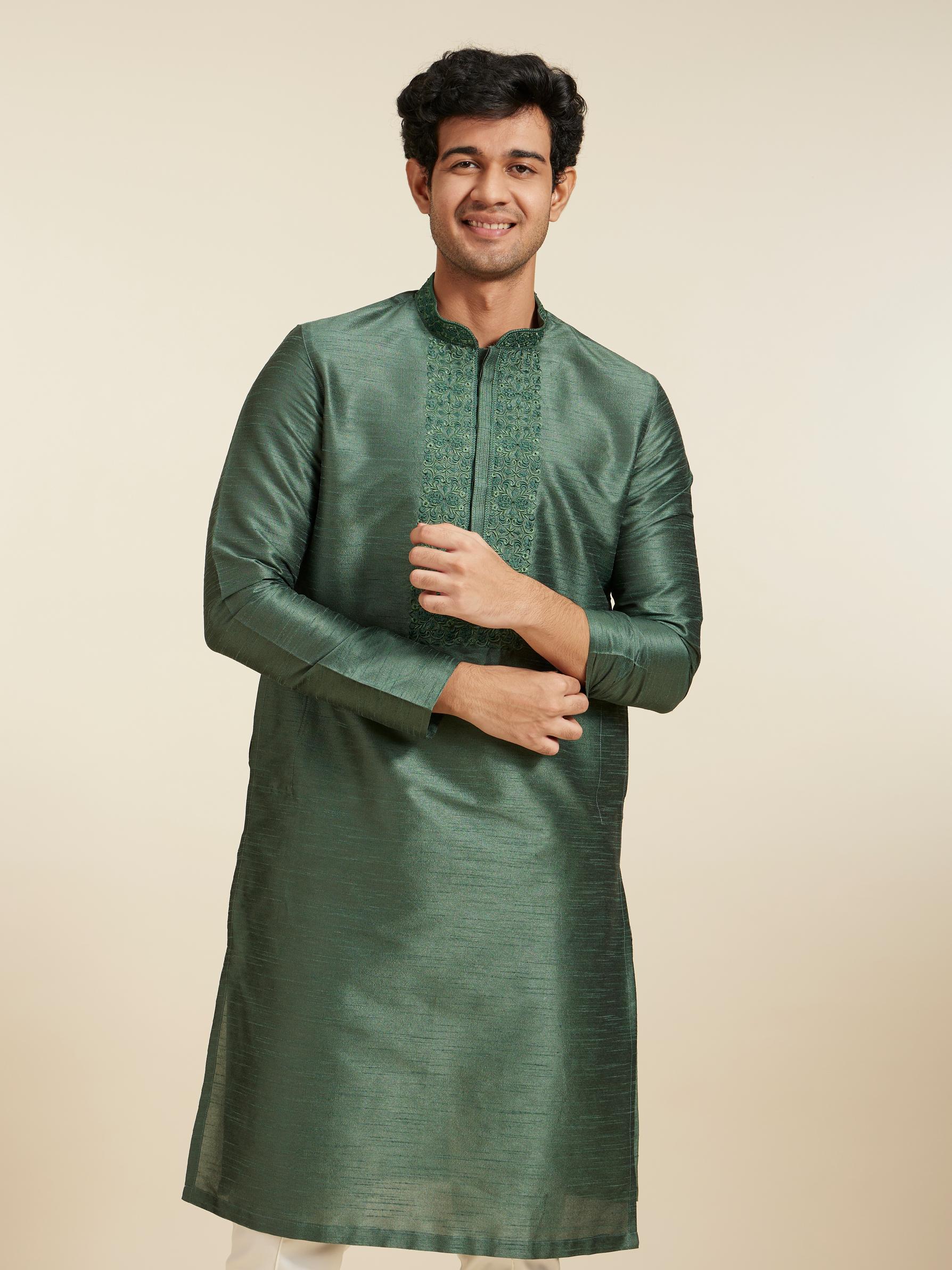 Diwas Men Bottle Green Plain Kurta With Embroidered Neckline