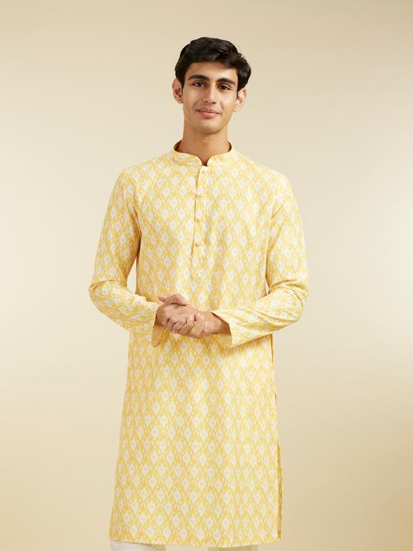 Diwas Men Yellow Iris Ikat Inspired Printed Kurta