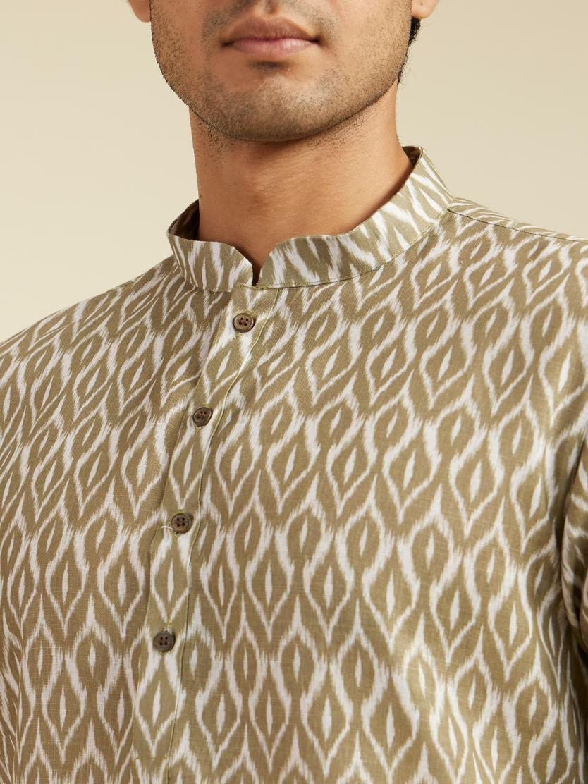 Diwas Men Olive Green Ikat Print Kurta